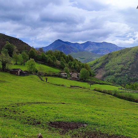 El Corral De Baxo Villa Felechosa Buitenkant foto